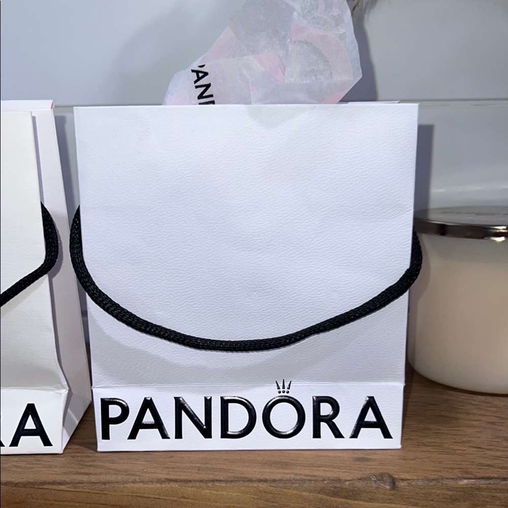 Pandora Elegant White Gift Bags With Pink Interior and Pandora Tissue Paper. - Picture 12 of 16